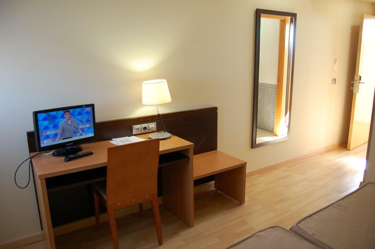 Hotel Castillo El Burgo เอล เบอร์โก ราเนโร ภายนอก รูปภาพ